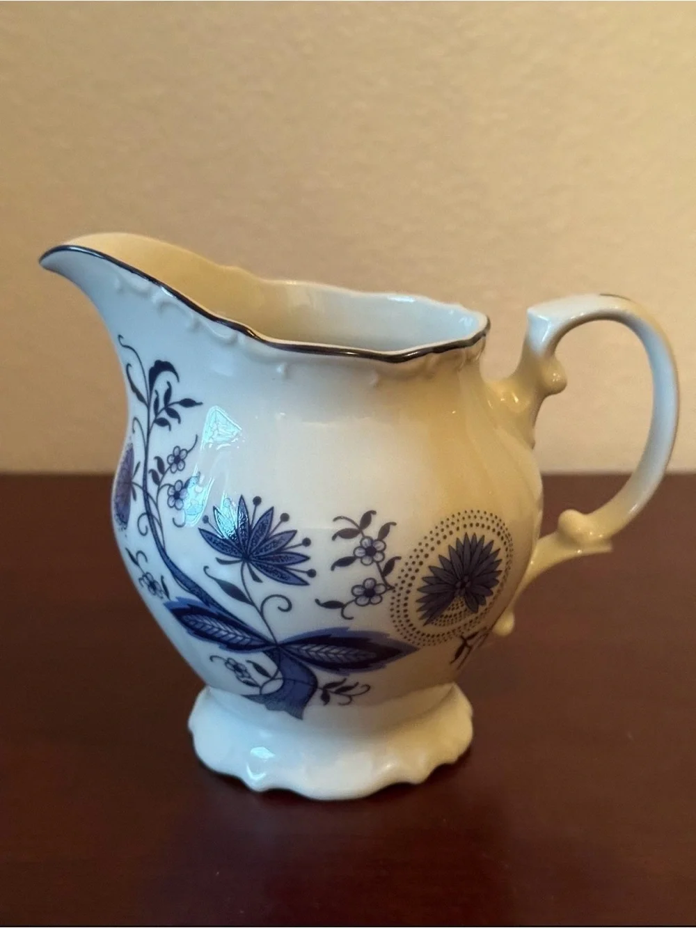 Vintage Blue Sone “Blue Onion” Porcelain Dinnerware Set
